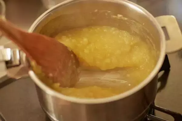 「【お正月レシピ】手作りがおいしい！甘さ控えめで美しいプロ直伝「栗きんとん」」の画像