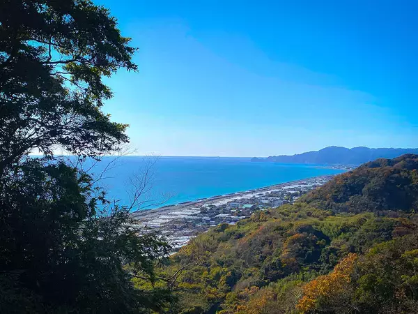 「人気スポットで金運・勝負運をアップ！ 国宝「久能山東照宮」の参拝＆絶品の甘味処」の画像