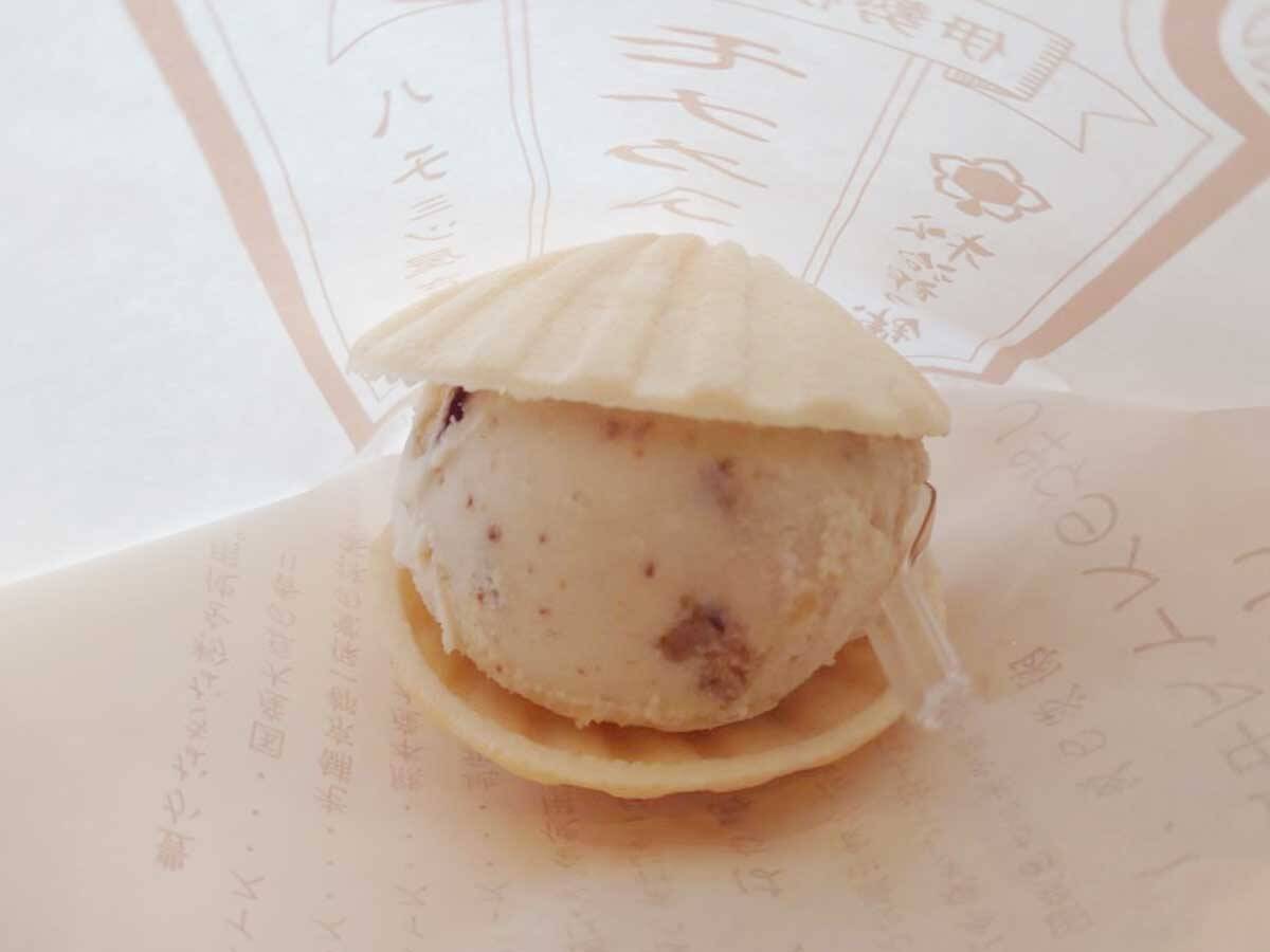 【感動みやげ】松坂牛の街の土産は老舗の“はちみつ”！？ はちみつ最中アイスも絶品