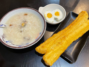 名古屋・新栄の「ガチ中華街」探訪。ピータン粥をすすればそこはまさしく中国だった