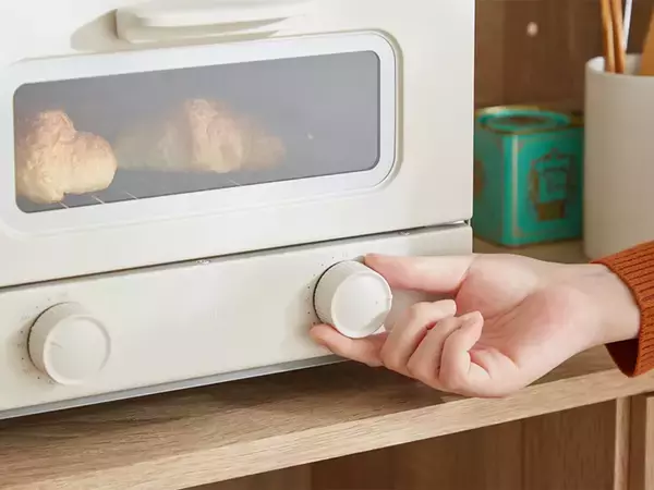 「トースト4枚焼き＆ピザ対応！ 忙しい朝に役立つ最新トースター3選」の画像