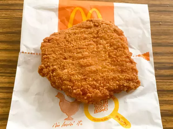 「【クイズ】マクドナルドの「シャカチキ」はどれ？ 形や衣で推理しよう！」の画像