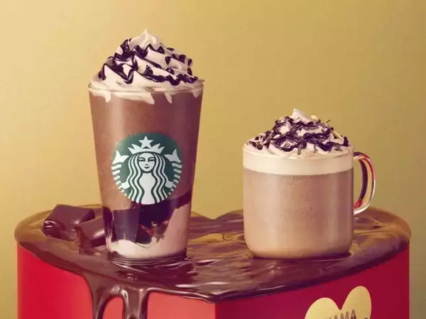「この時期しか買えない！ スタバのバレンタイン限定ドリンク3選」の画像