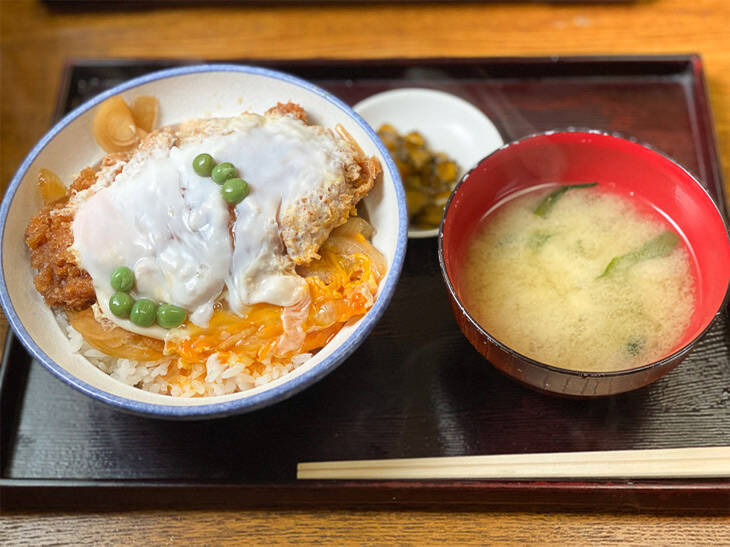 天丼・カツ丼・親子丼！ 東京で一度は味わう価値のある珠玉の「丼ぶりメシ」3選