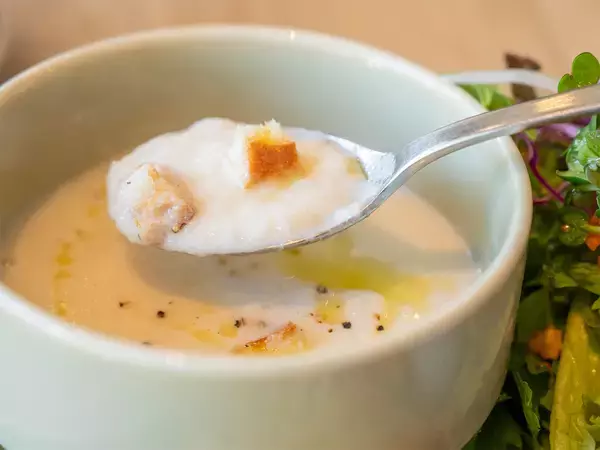 「【静岡・三島】三島駅そばのカフェ『10-1kettle』で味わう絶品モーニングの魅力」の画像