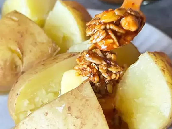 「知らないと絶対ソン。食ライターが“世界一”と絶賛する台湾版「食べるラー油」とは？」の画像