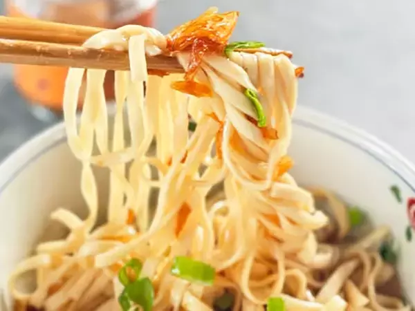 「知らないと絶対ソン。食ライターが“世界一”と絶賛する台湾版「食べるラー油」とは？」の画像