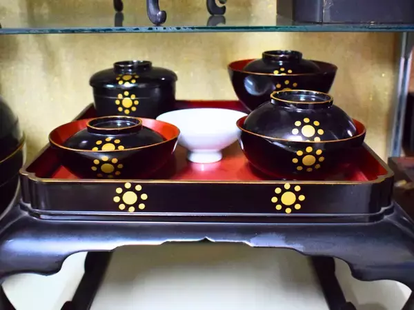 「熊本でからし蓮根といえばここ！400年受け継がれる一子相伝の技が光る老舗『森からし蓮根』へ」の画像