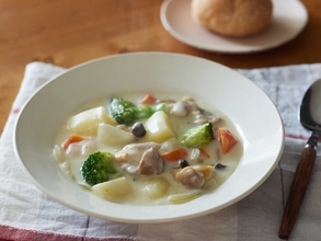 【お悩みレシピ】ルウいらずで簡単&とろとろ!「洋食屋のクリームシチュー」を作るコツをお教えします