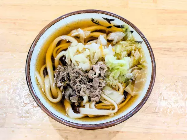 行列には訳がある！ 会社員から転身した『白須うどん』三代目が作る「吉田のうどん」が旨いワケ