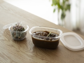 【脱・生活感】つくおきおかず容器をそのまま食卓へ。「うつわにもなる保存容器」がおしゃれで優秀！