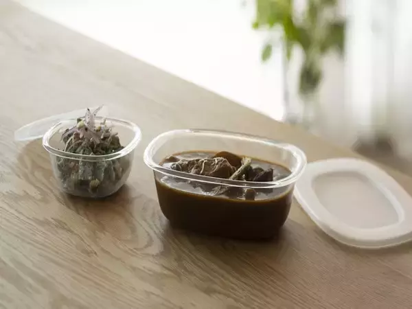 【脱・生活感】つくおきおかず容器をそのまま食卓へ。「うつわにもなる保存容器」がおしゃれで優秀！