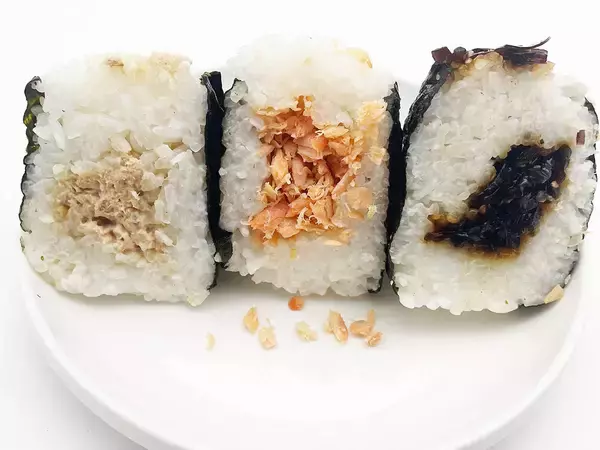 「おにぎりは米屋で買うのが正解。絶品おにぎりが食べられる都内の「精米店」3店」の画像