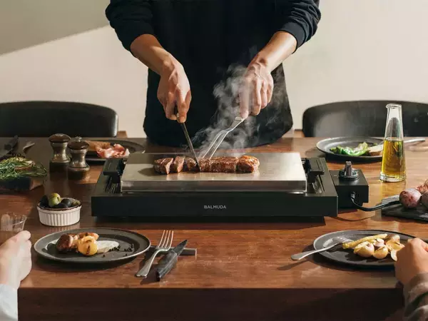 高額なのになぜ売れる？累計出荷台数7万台を突破した「BALMUDA The Plate Pro」は何がすごいのか