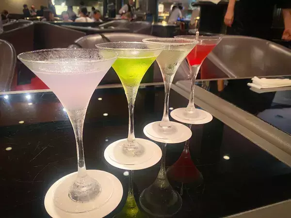 「【札幌】デートでも訪れたい老舗ホテルの名物バー2軒。旅の夜に絶品カクテルを求めて」の画像