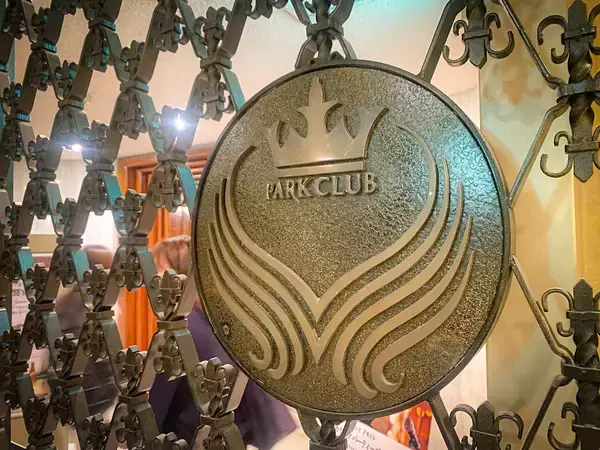 「【札幌】デートでも訪れたい老舗ホテルの名物バー2軒。旅の夜に絶品カクテルを求めて」の画像