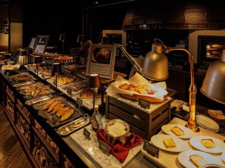 【注目ランチ】焼きたてパンが食べ放題！ベーカリー併設ダイニング『MONDO』のビュッフェが大人気