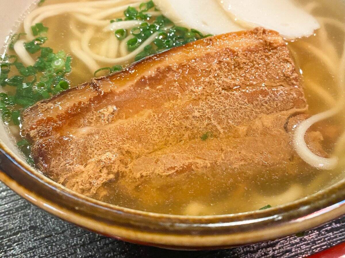 【五反田】穴場ランチスポット。路地裏の沖縄料理店『ティーチ』