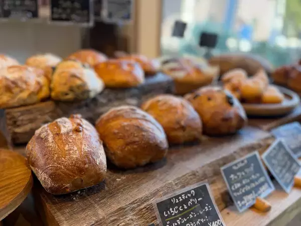「【鎌倉のパン屋さん】小鳥のさえずりに包まれる癒し空間『BREEZE BIRD CAFE ＆ BAKERY』」の画像