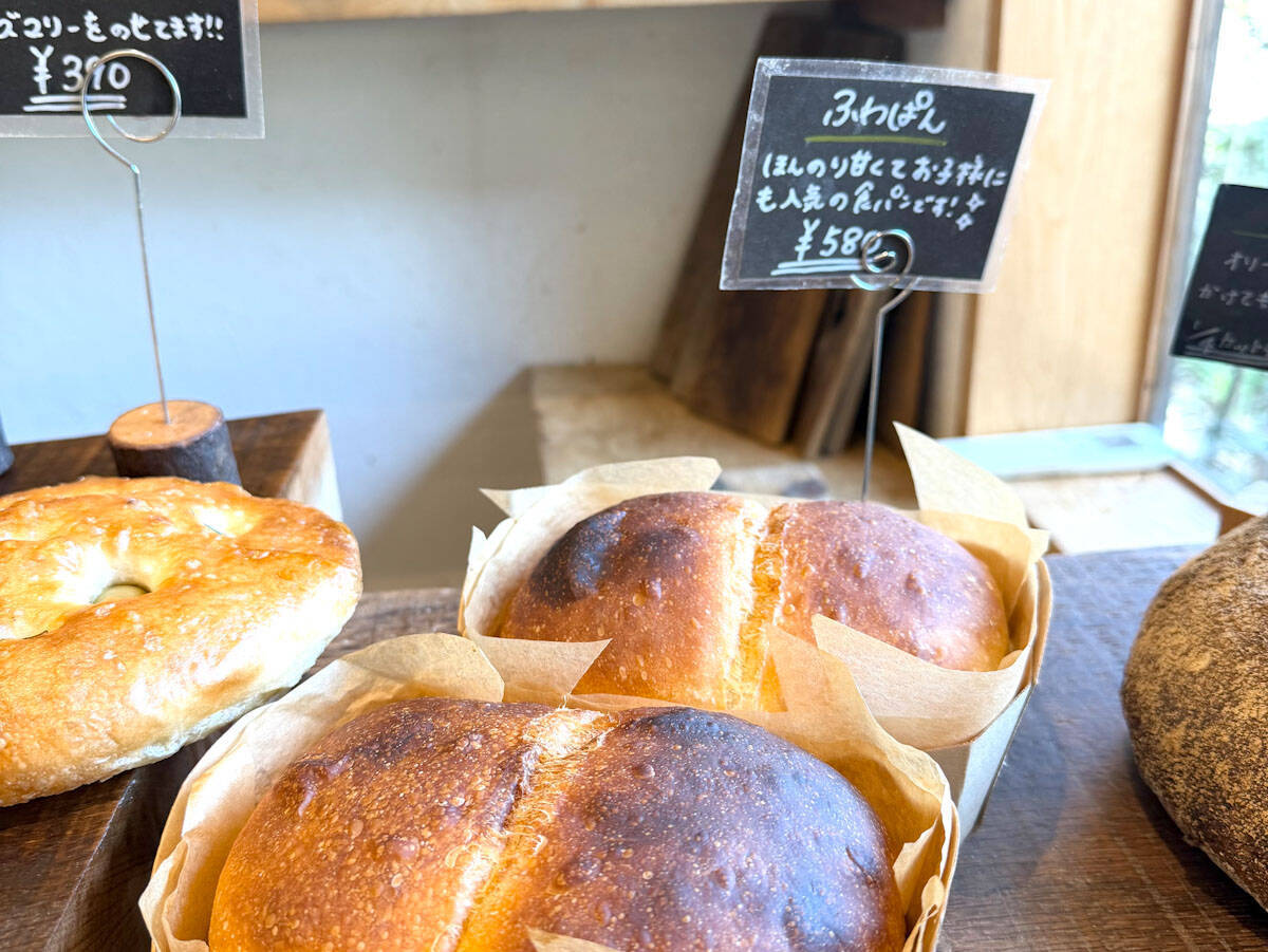 【鎌倉のパン屋さん】小鳥のさえずりに包まれる癒し空間『BREEZE BIRD CAFE ＆ BAKERY』