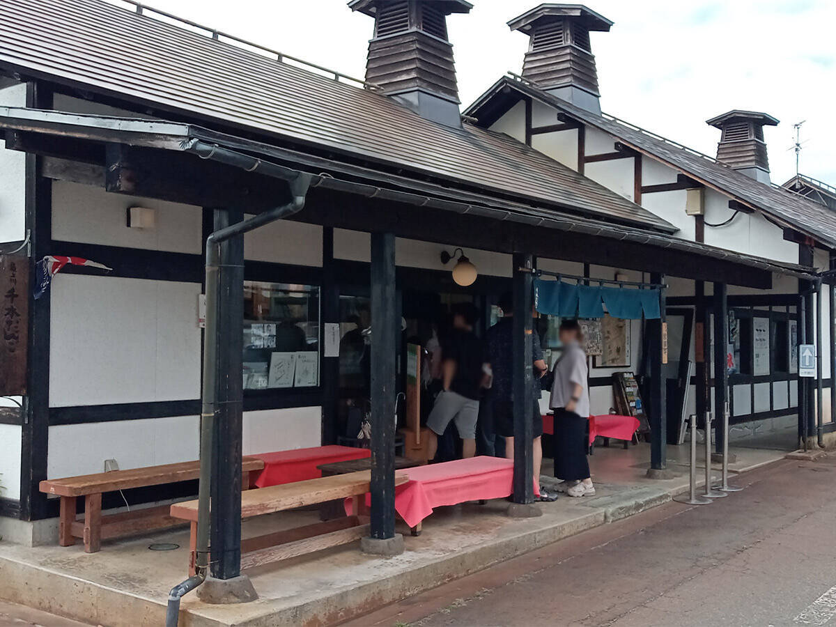 山形で食べたい最高のだんご！ 豆腐屋が手がける無添加×地域食材にこだわる『最上川千本だんご』の魅力とは