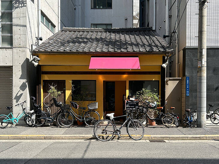 【大阪老舗グルメ】ミシュランを獲得した街の食堂『洋食屋 ふじ家』が愛される理由