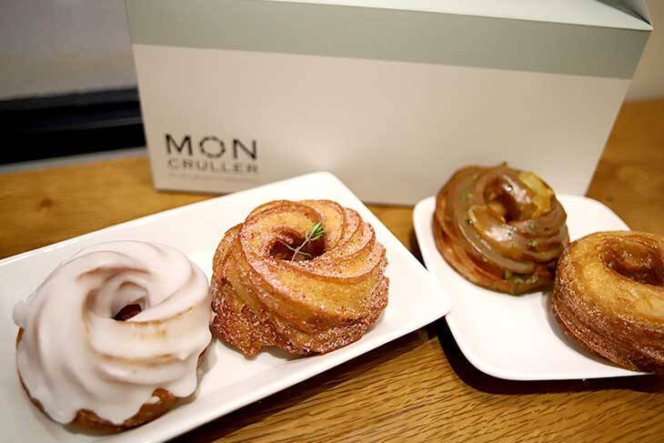 大阪食べ歩きの新名物ドーナツ！話題の店『MON CRULLER』のフレンチクルーラー