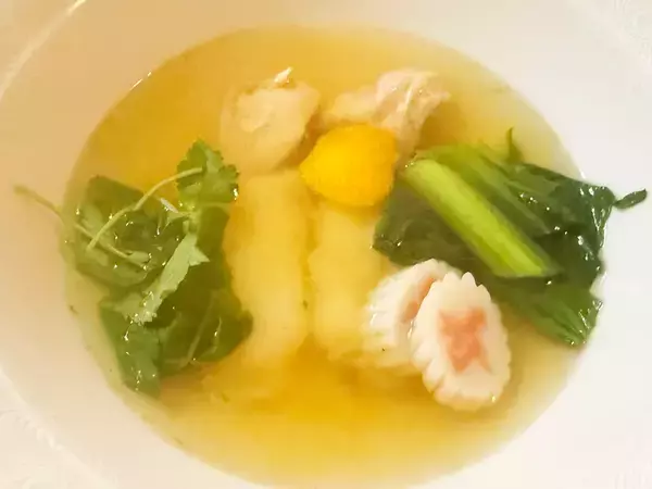 「映画『下妻物語』の舞台・茨城県下妻市で地元民が通う“鶏の半身揚げ”」の画像