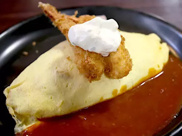 「昔ながら正統スタイルから個性派まで。大阪の絶品オムライス5選」の画像