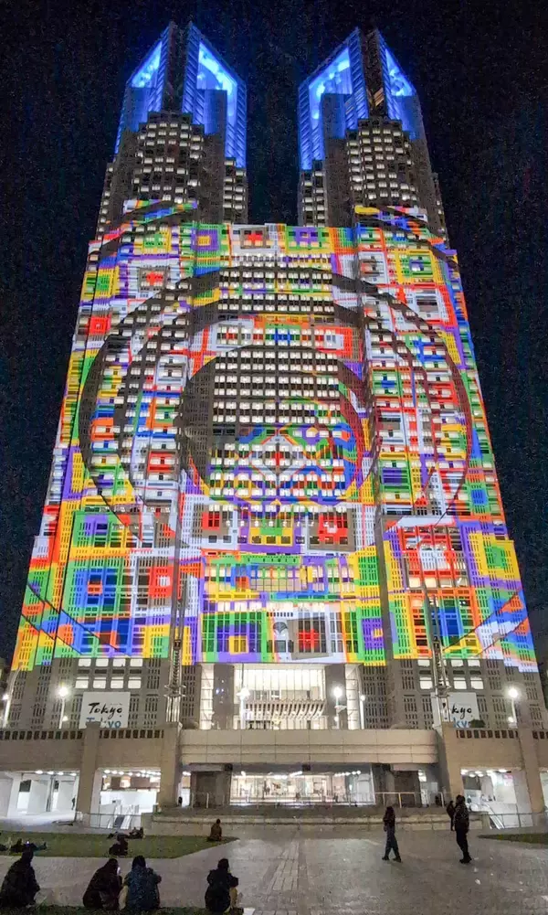 「【イルミ・屋台グルメ】大晦日・新年のお出かけに！ 西新宿の夜イベント「Shinjuku Neon Walk」が素敵」の画像