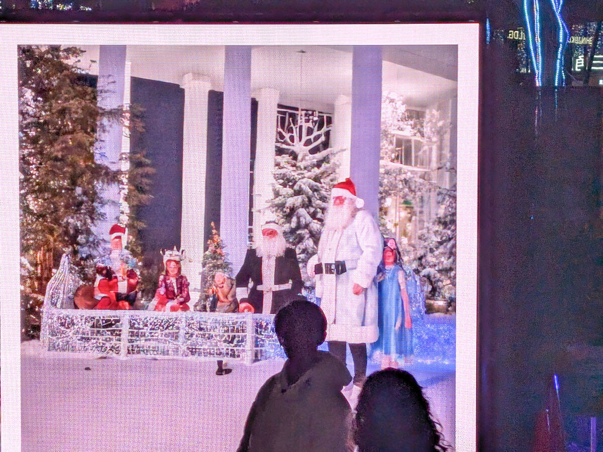 【イルミ・屋台グルメ】大晦日・新年のお出かけに！ 西新宿の夜イベント「Shinjuku Neon Walk」が素敵