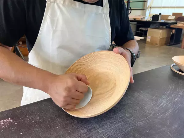 「【フーテンの寅みやげ】BEAMSディレクターが推す、青森の木工品「BUNACO」の魅力とは」の画像