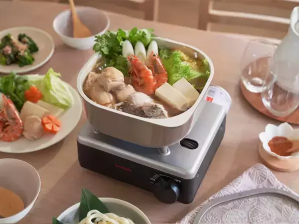 「2026年に注目のテーブル調理家電。燗酒や燻製が自由自在に楽しめる3台」の画像