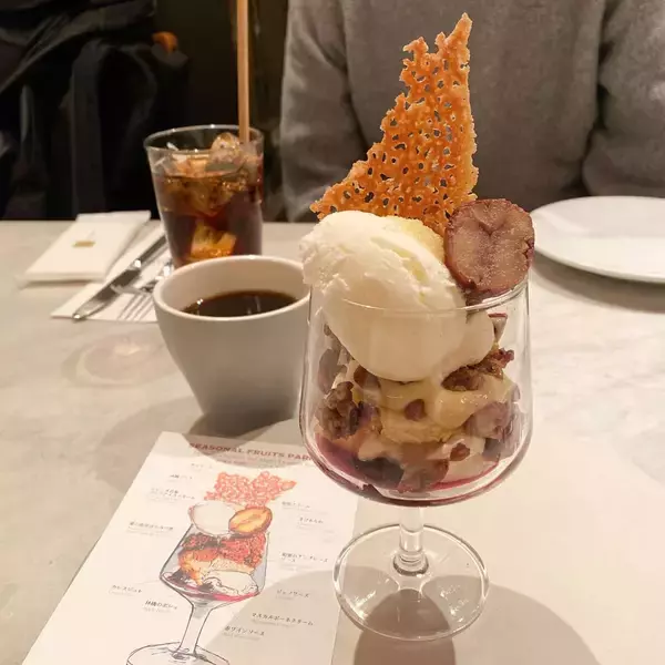 「【新宿ランチ】カフェ使いもおすすめ。アートホテル『THE KNOT TOKYO』のオールデイダイニング」の画像