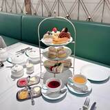 「【STU48吉田彩良さん】絶品スコーンがお気に入り！本場のアフタヌーンティーを楽しんだ日/私が恋する白いカフェVol.6」の画像3