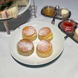 「【STU48吉田彩良さん】絶品スコーンがお気に入り！本場のアフタヌーンティーを楽しんだ日/私が恋する白いカフェVol.6」の画像5