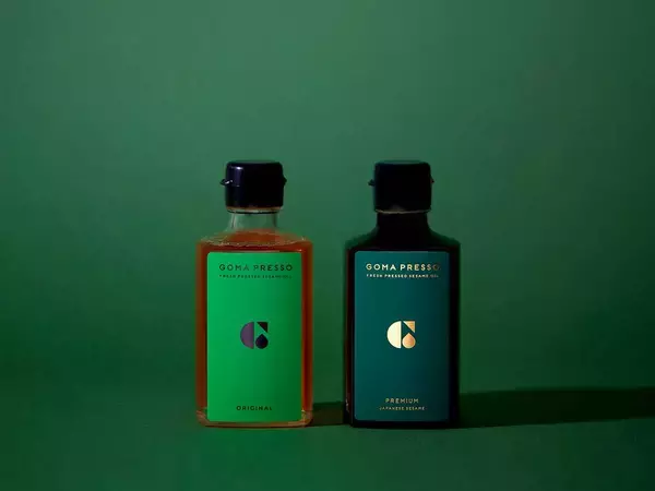 目の前で搾る、という贅沢。広尾に誕生した“しぼりたて”ごま油専門店『GOMA PRESSO』に行ってきた