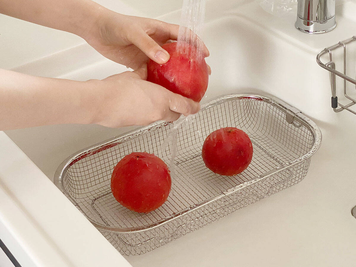 脱・生活感。SNSで話題の「すっきり暮らす水切りかご」が超優秀なワケ【優秀キッチン道具】