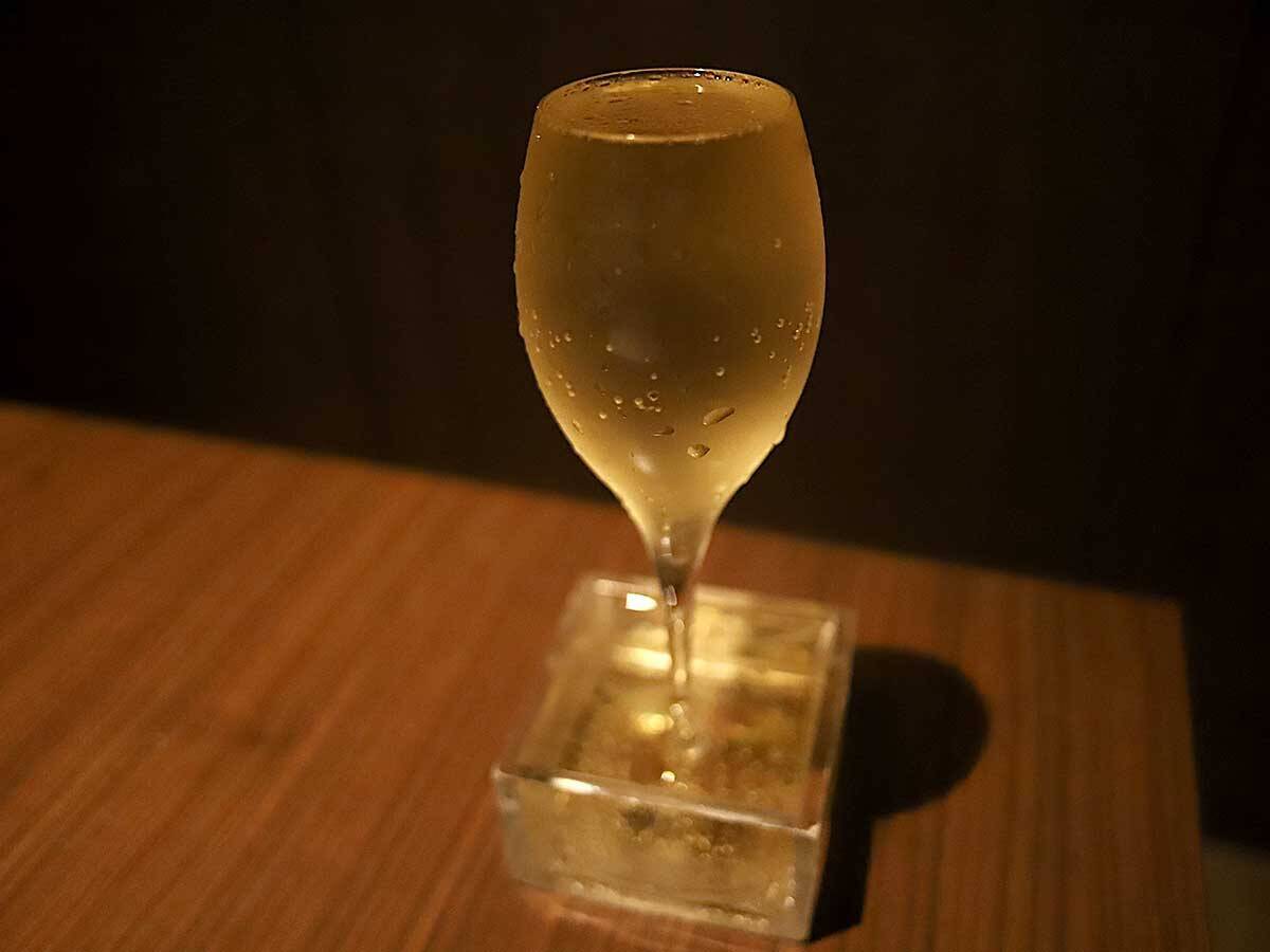 お酒も料理も破格の安さ、あふれるチーズの背徳感！京都で話題の『原価ビストロチーズプラス』を体験