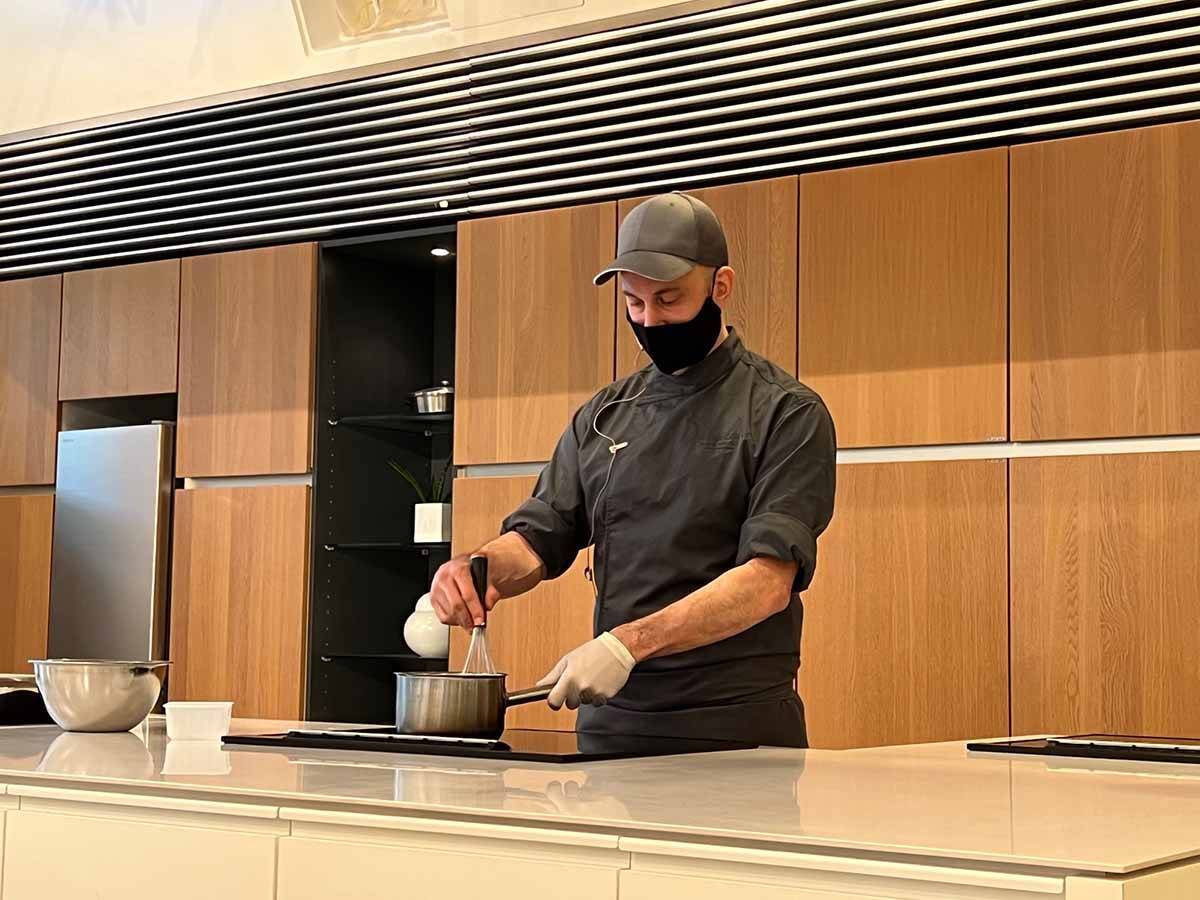 クラシックなフランス菓子の代表格「ミルフィーユ」が美味しい名パティスリー4選