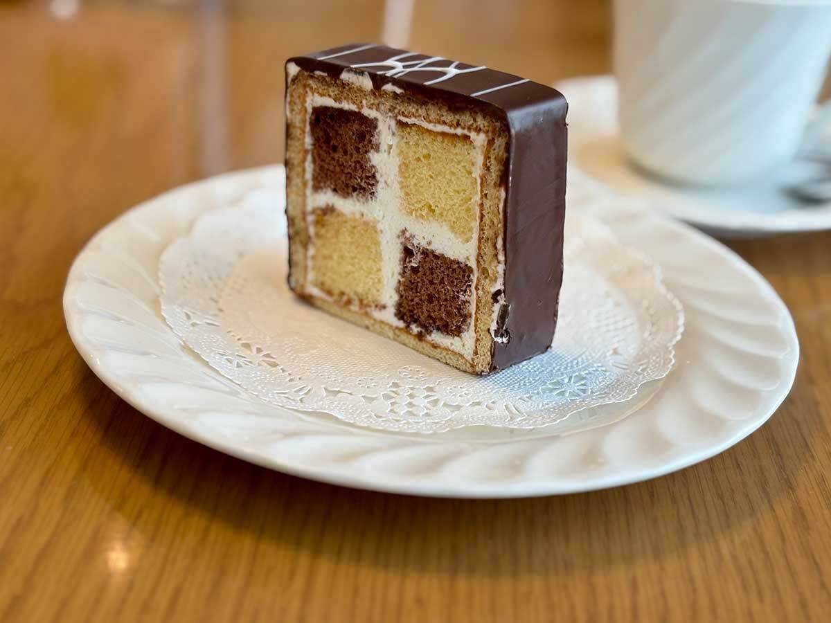 行列のできる老舗洋菓子店『マッターホーン』（学芸大学）。なぜ世代を超えて愛され続けるのか？