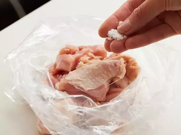 「【お悩みレシピ】あの調味料で名店からあげができちゃった！ からあげの鳥しん風「ジューシー唐揚げ」」の画像