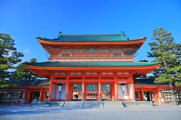 「【京都】運気が上がる初詣スポットと近隣の名物グルメ15選」の画像