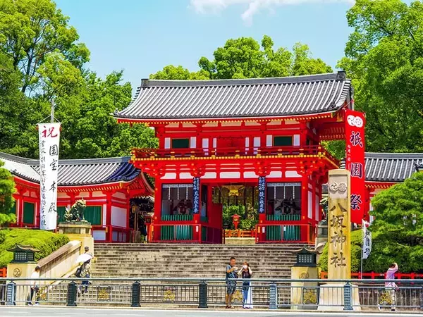 「【京都】運気が上がる初詣スポットと近隣の名物グルメ15選」の画像