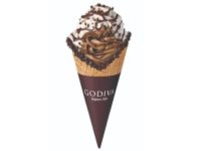 ゴディバの“持ち歩けるパフェ”が話題。チョコレートたっぷりの贅沢な「メガパフェ チョコレート」が人気の理由