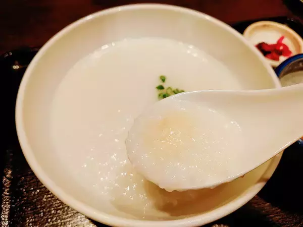 「呑兵衛の街・立石の人気ラーメン屋『麺・粥けんけん』の絶品料理「がっちゃん」とは？」の画像