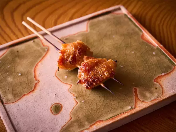 「【焼鳥】東京・中野で希少な地鶏と鴨・雉を堪能できる注目店『中野焼鳥 金長』の魅力とは？」の画像