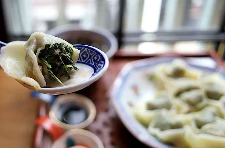 【大阪の旅グルメ】一口で上海に旅した気分！ 『上海ロンタン』で感動の本格ワンタンを