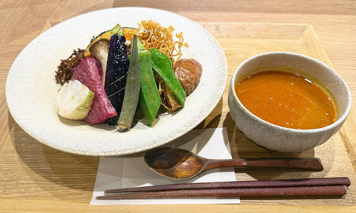 【東京カレーの名店】復活した伝説のカレー店『夢民』で進化したカレーを味わってきた！