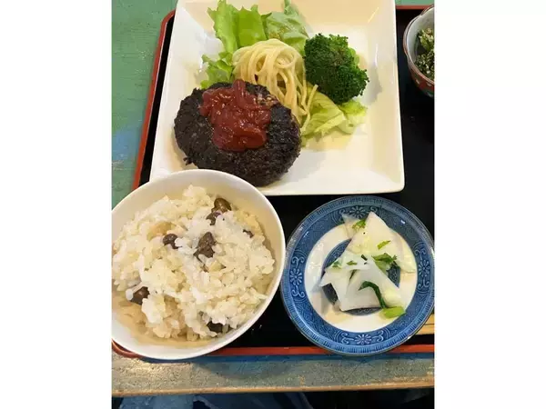 「食の専門家たちが選ぶ、2025年に食べて感動したリピート必至の逸品グルメ」の画像